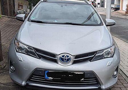 Toyota Auris 1.8 VVT-i Hybrid Automatik Touring Sports Executiv