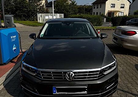 VW Passat Volkswagen 2.0 TSI (BlueMotion Technology) DSG Highlin