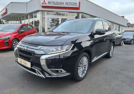 Mitsubishi Outlander Plug-in Hybrid TOP 2.4 MIVEC 4WD