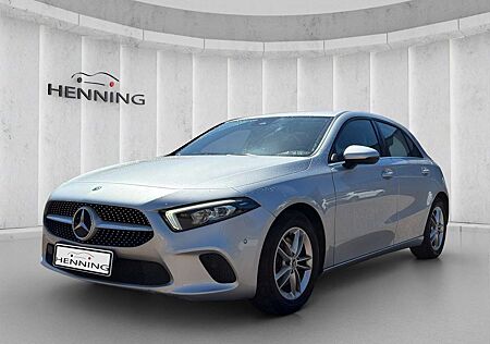 Mercedes-Benz A 200 Style Kamera LED Tempomat Navi 7G-Automati
