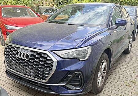 Audi Q3 45 TFSI*PlugIn*R.Cam*SHZ*CarPlay*Dig. Cockpit