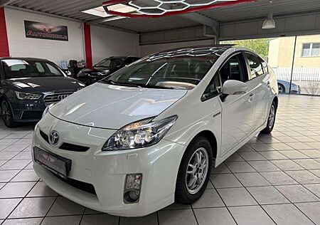 Toyota Prius Executive Perleffekt Schiebedach LED