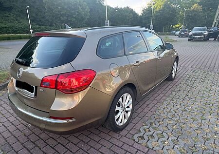 Opel Astra Active