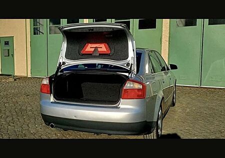 Audi A4 1.6