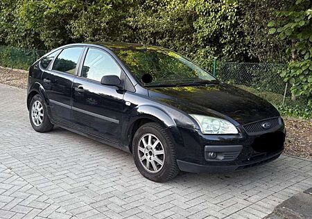 Ford Focus Fließheck Diesel 5-Türer 1.6 TDCi