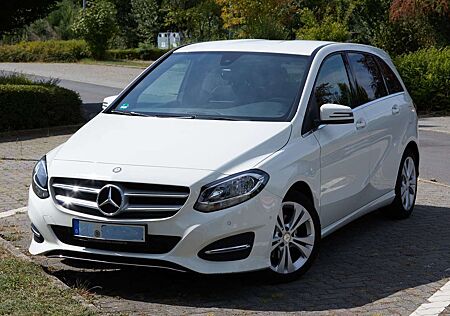 Mercedes-Benz B 180 Avangarde