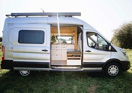 Ford Transit "FREYA" von Road Birds Manufaktur