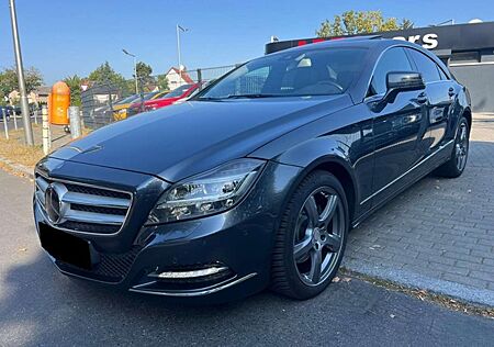 Mercedes-Benz CLS 350 d AMG*4M*LED*GSD*KAM*NAVI*H/K*DISTR+