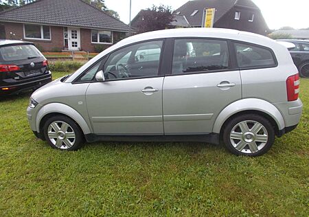 Audi A2 1.4 8 Fachbereift Klima