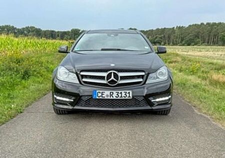 Mercedes-Benz C 180 Coupe (BlueEFFICIENCY)