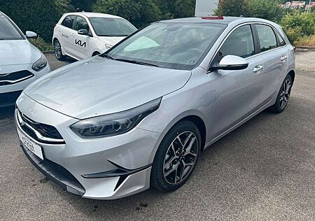 Kia Cee'd Ceed / Ceed 1.5 T-GDI DCT Spirit *Techno*Pano*verfügbar