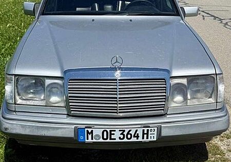 Mercedes-Benz E 250 E-Klasse T D
