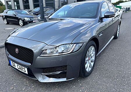 Jaguar XF 2.0 D R-Sport Navi+/T.Leder/Bi-Xenon/6-Gang