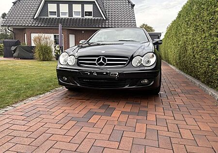 Mercedes-Benz CLK 200 Cabrio Kompressor Automatik Avantgarde