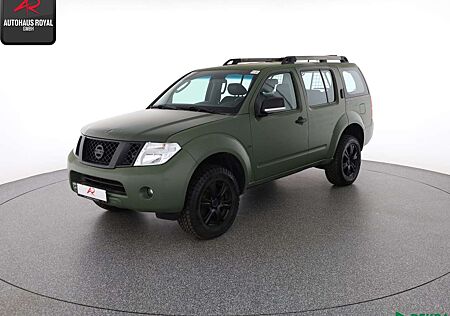 Nissan Pathfinder 2.5 dCi 4WD STANDHEIZ,EX-BUNDESWEHR