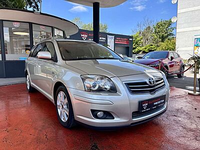 Toyota Avensis Kombi 2.2 D-CAT Executive | Volleder