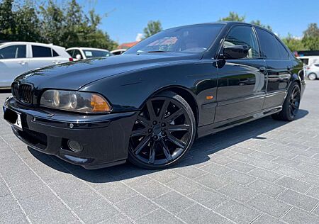 BMW 540 i E 39 M-PAKET *EDC*SPORT-AUSPUFF*V8*LEDER*