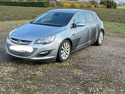 Opel Astra 1.4 facelift Turbo- TÜV/Inspektion NEU! Klima