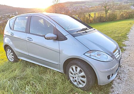 Mercedes-Benz A 200 Elegance