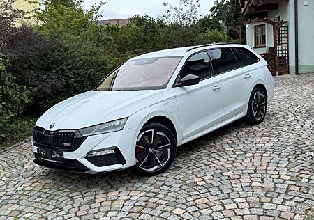 Skoda Octavia Combi RS iV DSG / Navi / ACC / AHK