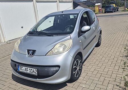 Peugeot 107 70 Filou
