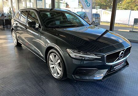 Volvo V60 Kombi Momentum Pro * AHK * LED * Navi