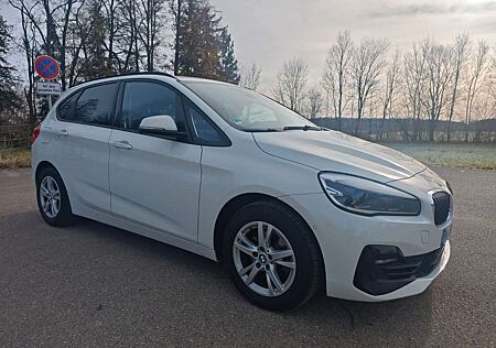 BMW 218 2 Active Tourer i Advantage*RFK*Navi