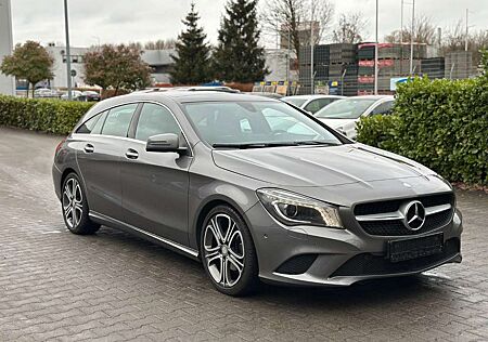 Mercedes-Benz CLA 180 Shooting Brake Automatik*Panorama*