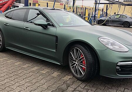 Porsche Panamera Turbo S PDK