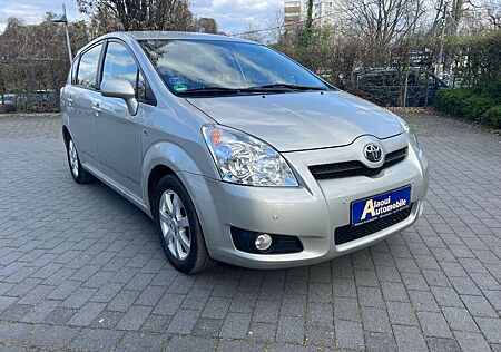 Toyota Corolla Verso 2.2 D-4D Sol