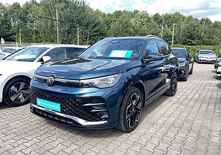 VW Tiguan Volkswagen III 2.0 TDI R-Line Navi Pano 360 AHK LM20