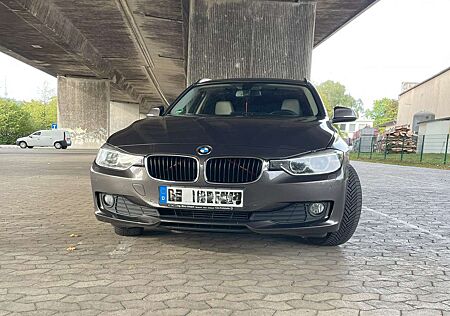 BMW 318d 318 Touring Aut. Blue Performance Luxury Line