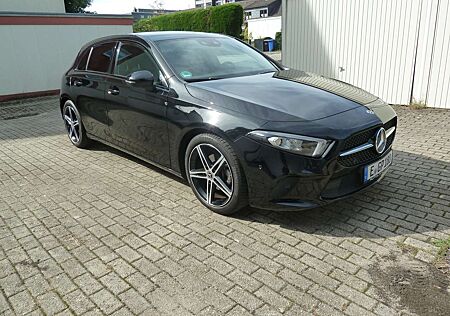 Mercedes-Benz A 180 7G-DCT Progressive