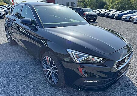 Seat Leon 1.5 TSI *XCELLENCE*PDCHI+VO*PARK-ASSIST*NAV