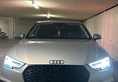 Audi A4 2.0 TFSI ultra S tronic