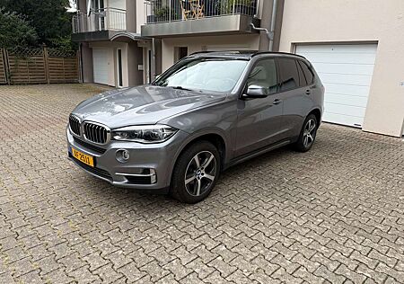 BMW X5 30d -LED,HUD,Pano,Connected,And&Apple - bis 17.09!