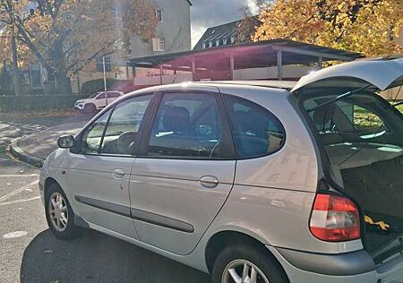 Renault Scenic 1.6 16V Expression