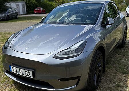 Tesla Model Y Long Range RWD
