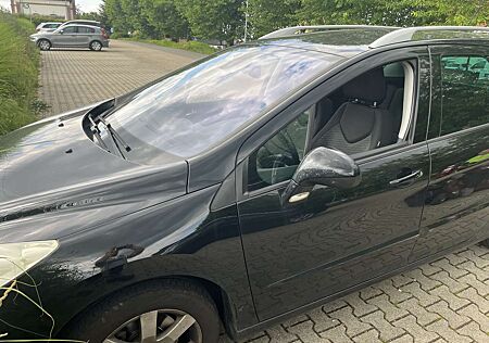 Peugeot 308 SW HDi FAP 140 Family