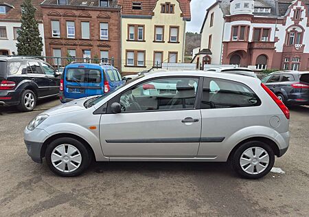 Ford Fiesta Basis " TÜV / AU neu "