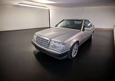 Mercedes-Benz 300 CE Sportline Alu Klima SD H-Kennz TOP ZUST.