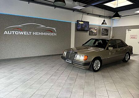 Mercedes-Benz E 260 2.6**H-Zulassung**Oldtimer**