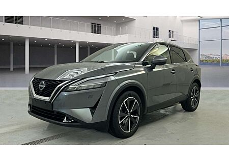 Nissan Qashqai Tekna+ 1.3 DIG-T MHEV Head-Up Bose Pano