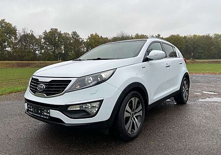 Kia Sportage 2.0 CRDi 4WD Navi Kamera AHK Leder