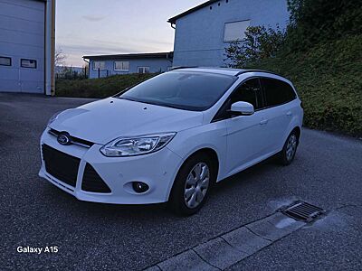 Ford Focus 1,0 Neu TÜV 125 PS Klima Garantie Top