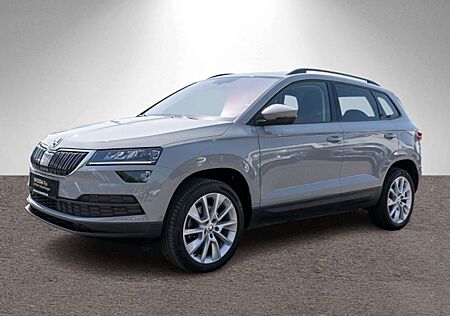 Skoda Karoq Style 2,0 TDI LED PANO AHK RFK ACC PDC SHZ