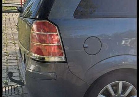 Opel Zafira 1.9 CDTI Sport