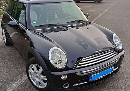 Mini ONE TÜV und Bremsen neu!!!