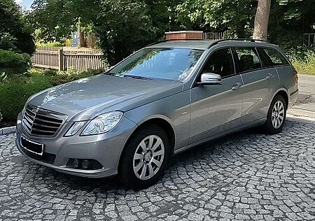 Mercedes-Benz E 200 E-Klasse+T-Modell+T+CGI+BlueEFFICIENCY