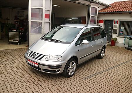 VW Sharan Volkswagen United-7-Sitzer-NAVI-SHZ-Scheckheft-gepfl